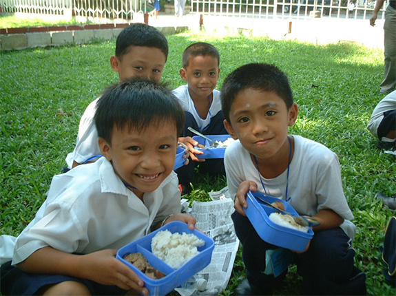 フィリピンにおけるSunActiveを用いた強化米による貧血改善実証試験